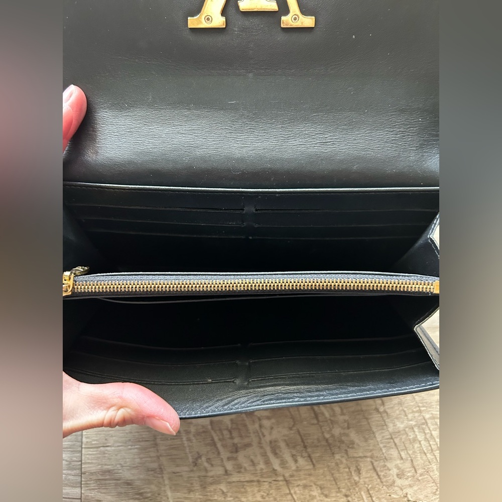 Louis Vuitton Louise Patent Leather Wallet Gold Black Limited Edition - Picture 3 of 8